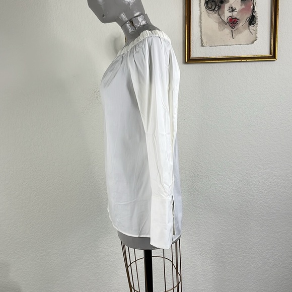 Lafayette 148 New York Sea Amy Off Shoulder Blouse in White Poplin - Picture 5 of 10